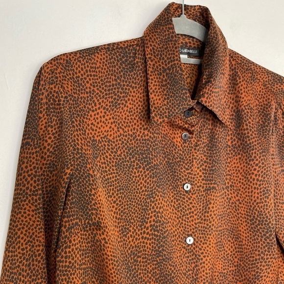 FRANCO Mirabelli abstract animal print satiny buttons down shirt - Picture 2 of 7